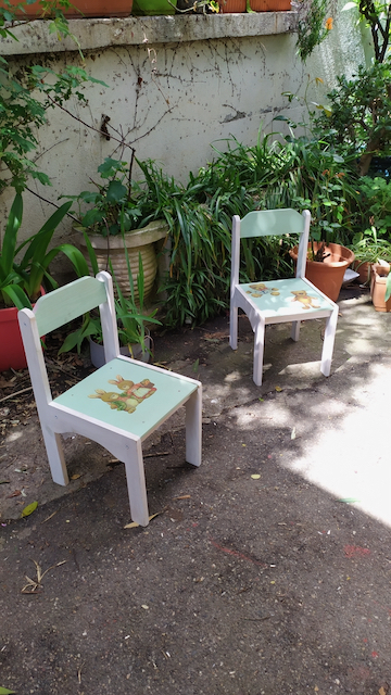 chaises mobiliers enfants brocante