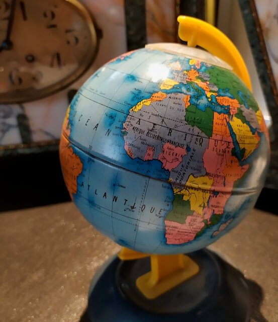 Globe terrestre vintage  Vente en ligne à petit prix pas cher