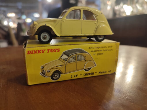 dinky toys 2cv
