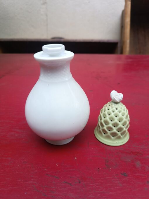Nouveaux Bibelots, Tableaux et Divers Brocante – Image 14