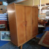 armoire vintage