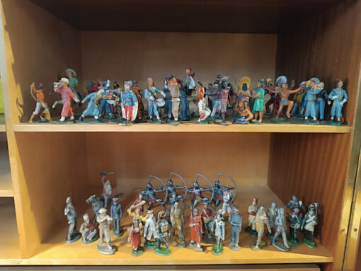 figurines lot divers