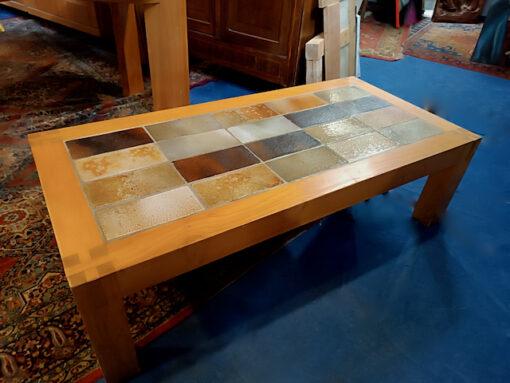 Table basse Regain en Orme plateau carreaux de Grés Vintage Années 60/70 – Image 3