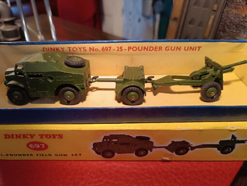 Nouveau Brocante - Divers Objets, Tableaux, Lustres, vintage, Art premier, Dinky Toys...... – Image 26