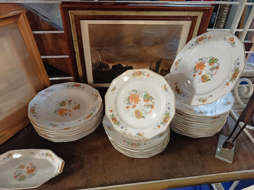 Nouveau Brocante - Divers Objets, Tableaux, Lustres, vintage, Art premier, Dinky Toys...... – Image 78