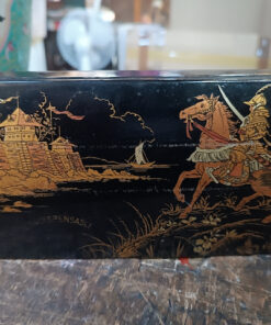 Alternative view of Nouveaux Bibelots, Tableaux et Divers Brocante