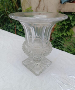 vase medicis