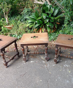 tabourets anciens