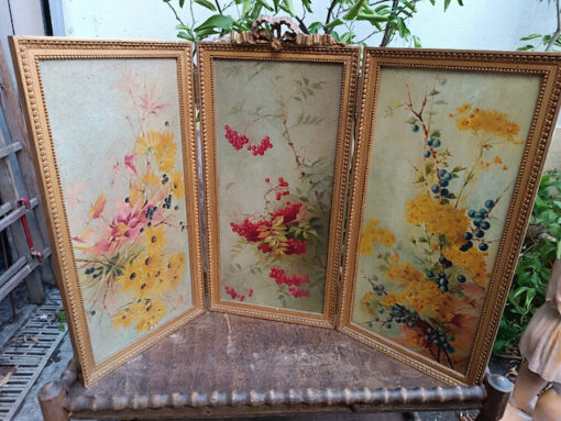 Paravent de Table trois panneaux Peintures à décors de fleurs sur Toile Epoque XIXème – Image 2