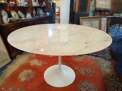 Table Saarinen pied Tulipe plateau Marbre 120cm Edition Knoll Studio – Image 2
