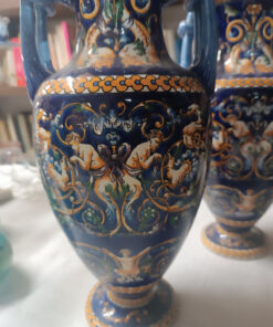 Alternative view of Vases Gien (paire) Faïence décors bleu cobalt de style Renaissance (paire) Epoque XXème