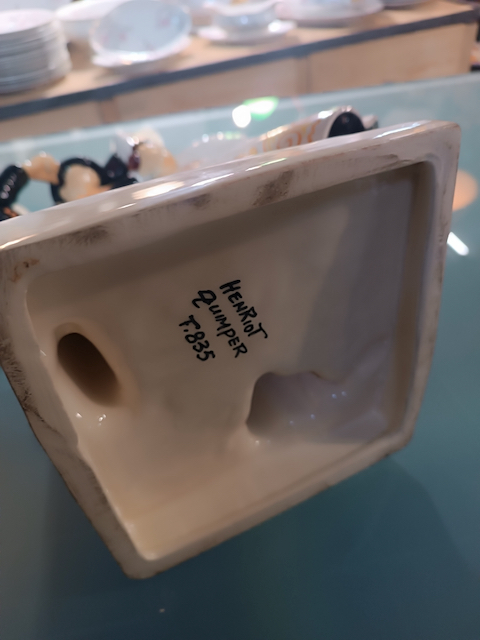 Henriot Quimper Faïence Couple de danseurs de R.Micheau-Vernez Epoque XXème – Image 4