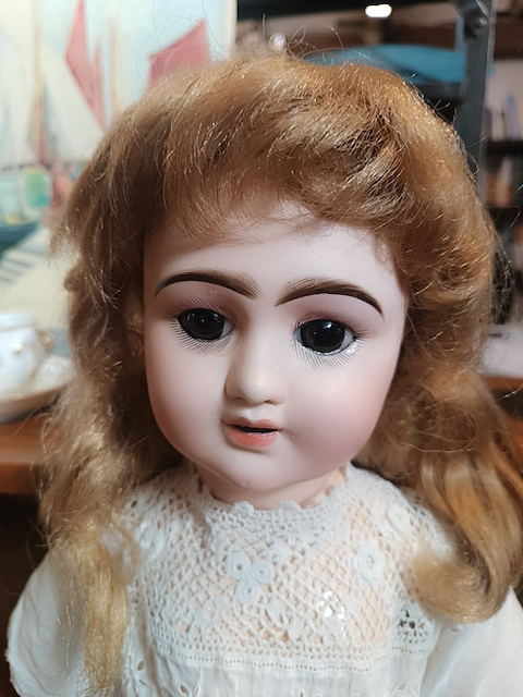 Poupée Eden BB – Image 3