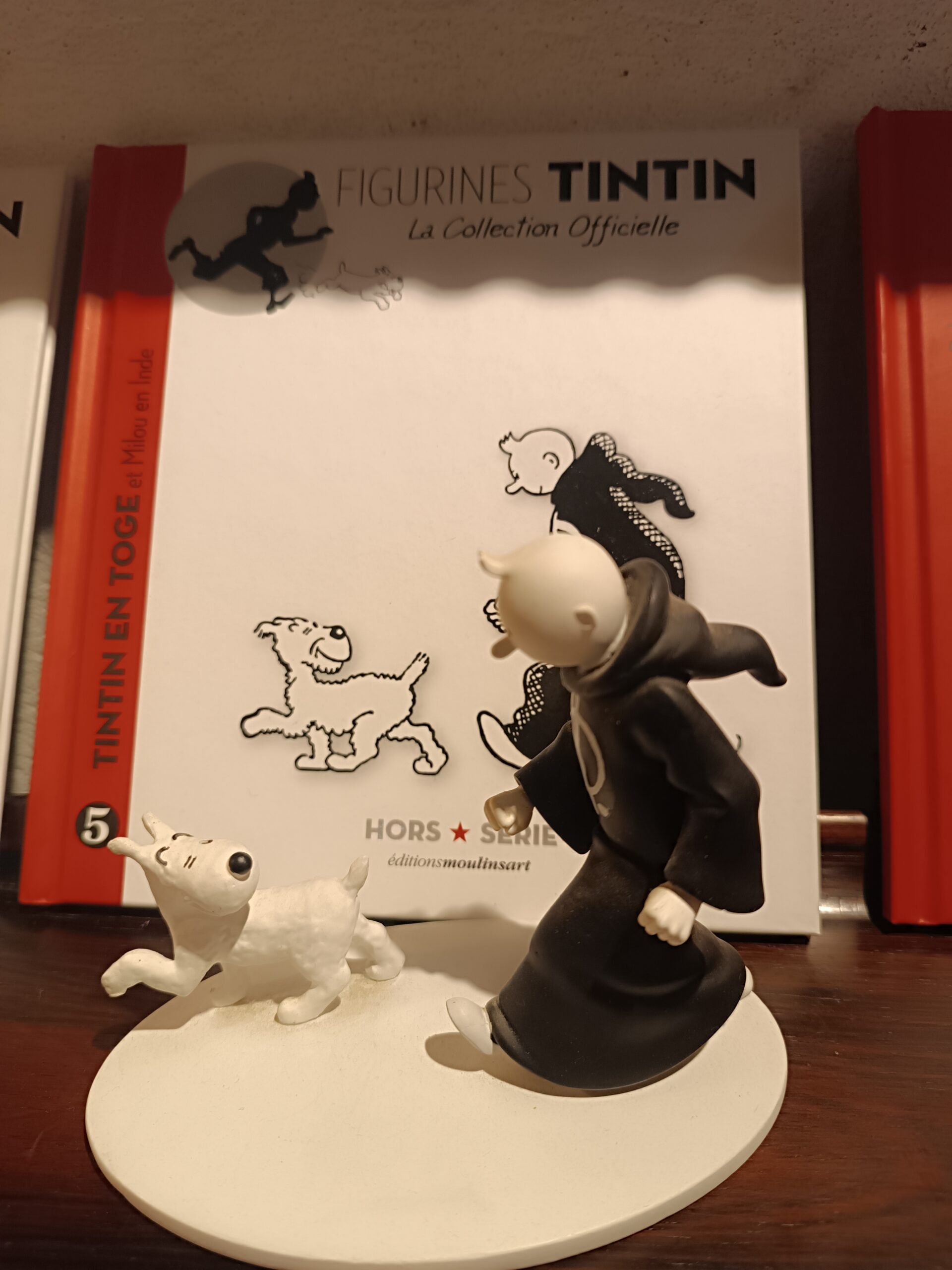 Tintin Hors SÉRIE N&B Figurines + Livrets année 2015 – Image 4