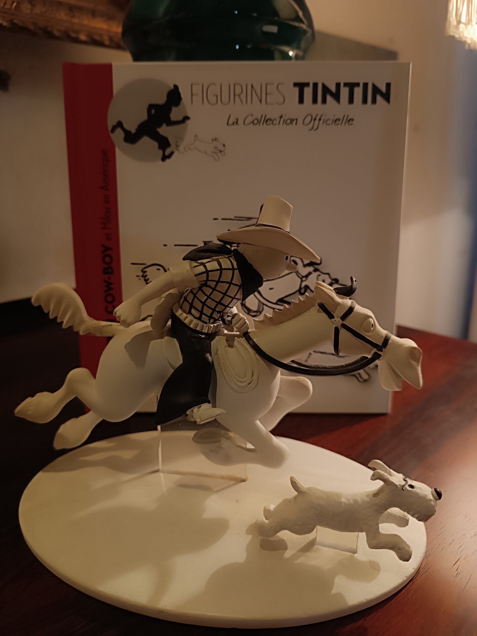 Tintin Hors SÉRIE N&B Figurines + Livrets année 2015 – Image 8