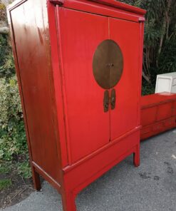 Alternative view of Armoire Chinoise deux portes Laque Rouge