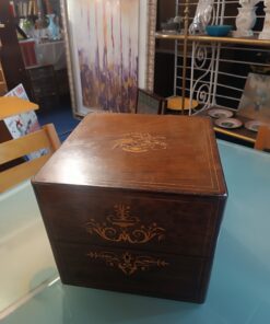 Alternative view of Cave Liqueur Charles X garniture Verrerie Baccarat