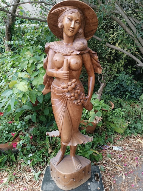 Sculpture Féminine Vietnam en Bois Massif – Image 3