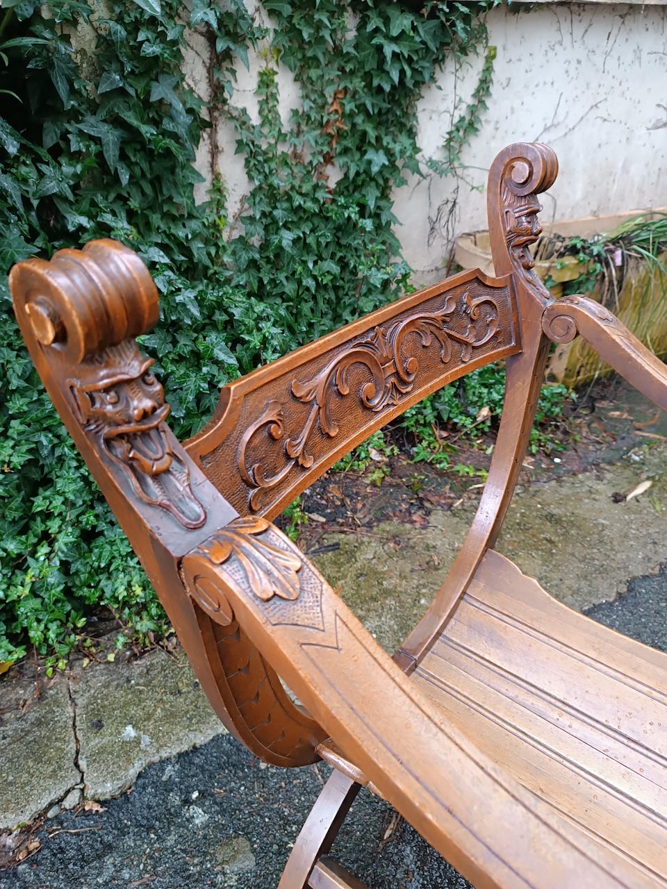 Fauteuil Dagobert Epoque XIXème en Noyer Massif – Image 7