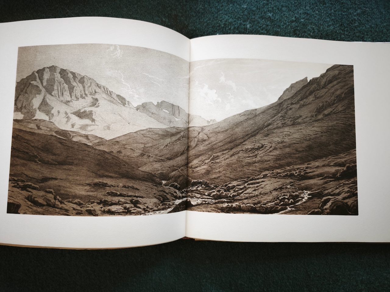 Voyage aux Pyrénées Livre de Eugène Viollet Le Duc Edition numérotée de 1972 Les amis du musée Pyrénéen – Image 7