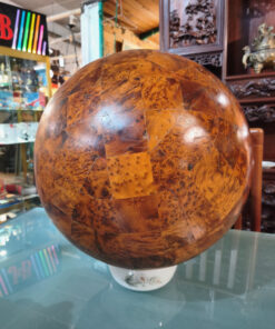 sphere en Loupe de thuya