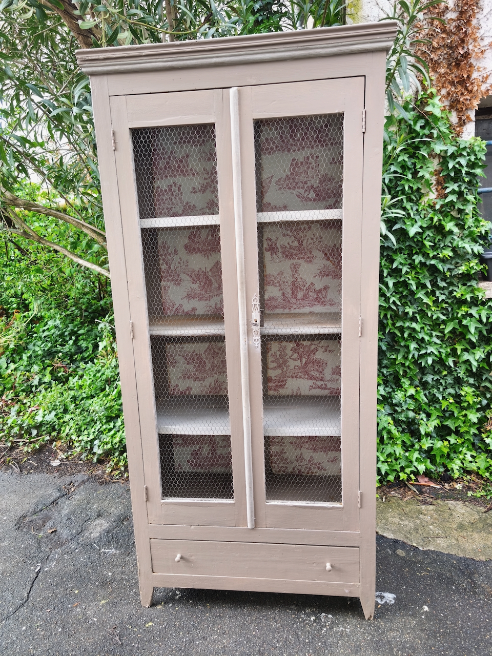 Armoire Parisienne Patinée portes grillagées – Image 4
