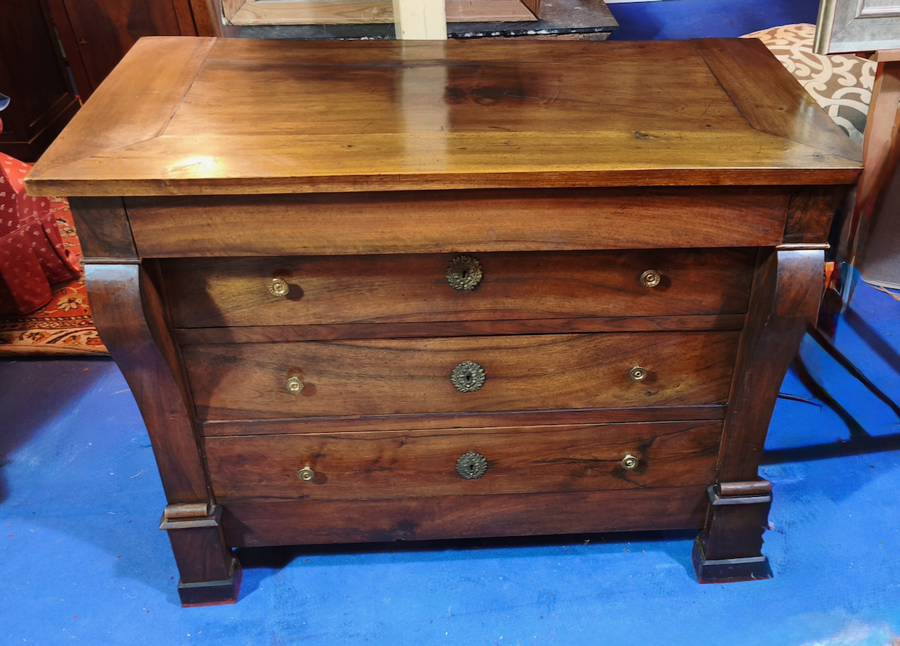 Commode Restauration Epoque XIXème en Noyer massif – Image 3