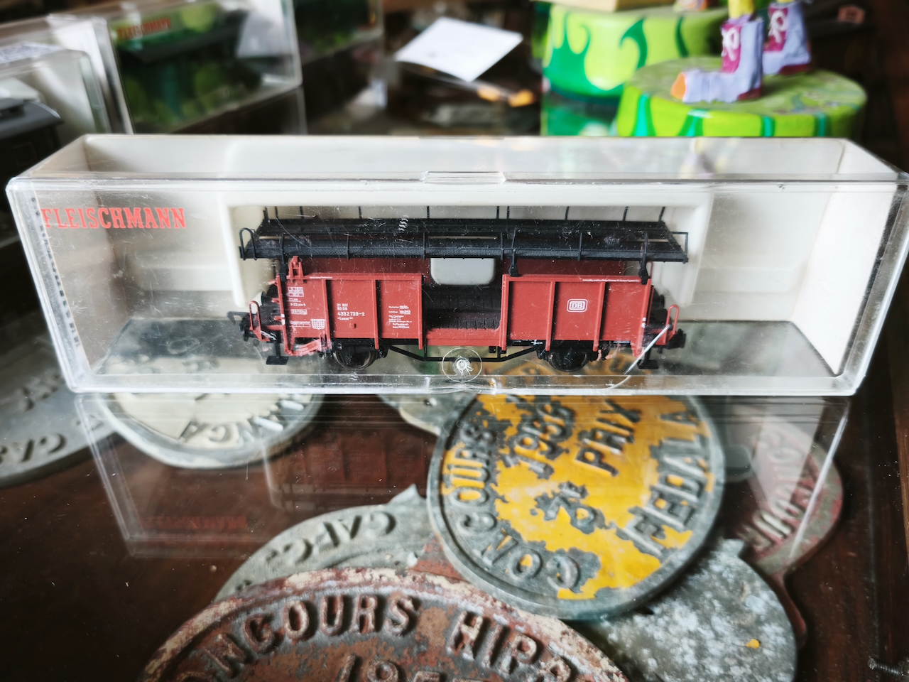 Trains Electriques Arrivage important Marklin, Fleischmann.... Locomotives et wagons - Nombreux accessoires – Image 31