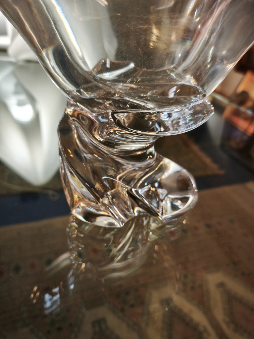 Coupe St Louis centre de table à pied torsadé – Image 4