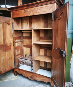 Armoire Style Louis XV en Merisier Massif Epoque XIXème – Image 4