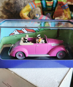 En voiture Tintin échelles 1/43e, éditées par Atlas / Moulinsart dans leurs boîtes bleues d'origine avec décors en fond de boîte – Image 18