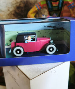 En voiture Tintin échelles 1/43e, éditées par Atlas / Moulinsart dans leurs boîtes bleues d'origine avec décors en fond de boîte – Image 30