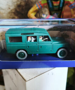 En voiture Tintin échelles 1/43e, éditées par Atlas / Moulinsart dans leurs boîtes bleues d'origine avec décors en fond de boîte – Image 36