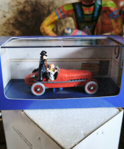 En voiture Tintin échelles 1/43e, éditées par Atlas / Moulinsart dans leurs boîtes bleues d'origine avec décors en fond de boîte – Image 37