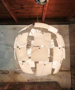 Lustre sphérique d'inspiration Vintage et moderniste (style Space Age / années 1970). – Image 3