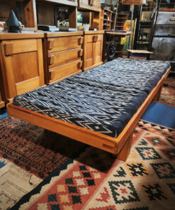 Banquette (daybed) dans le goût de Pierre Chapo Article Contemporain Seconde Main – Image 4