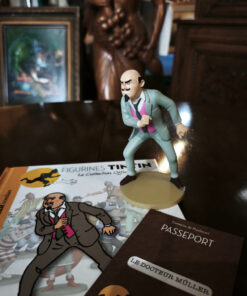 Figurines Tintin Collection Officielle Editions Moulinsart avec livrets explicatifs et passeports. – Image 4