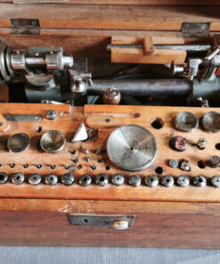 Tour d'horloger dans son coffret en bois d'origine – Image 6