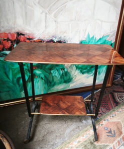 Alternative view of Table TV Vintage années 60